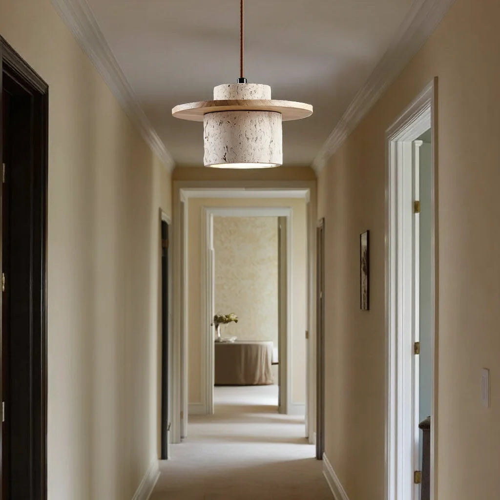 Hanglamp van Travertijn en Hout voor Rustige Sfeerverlichting in Huis