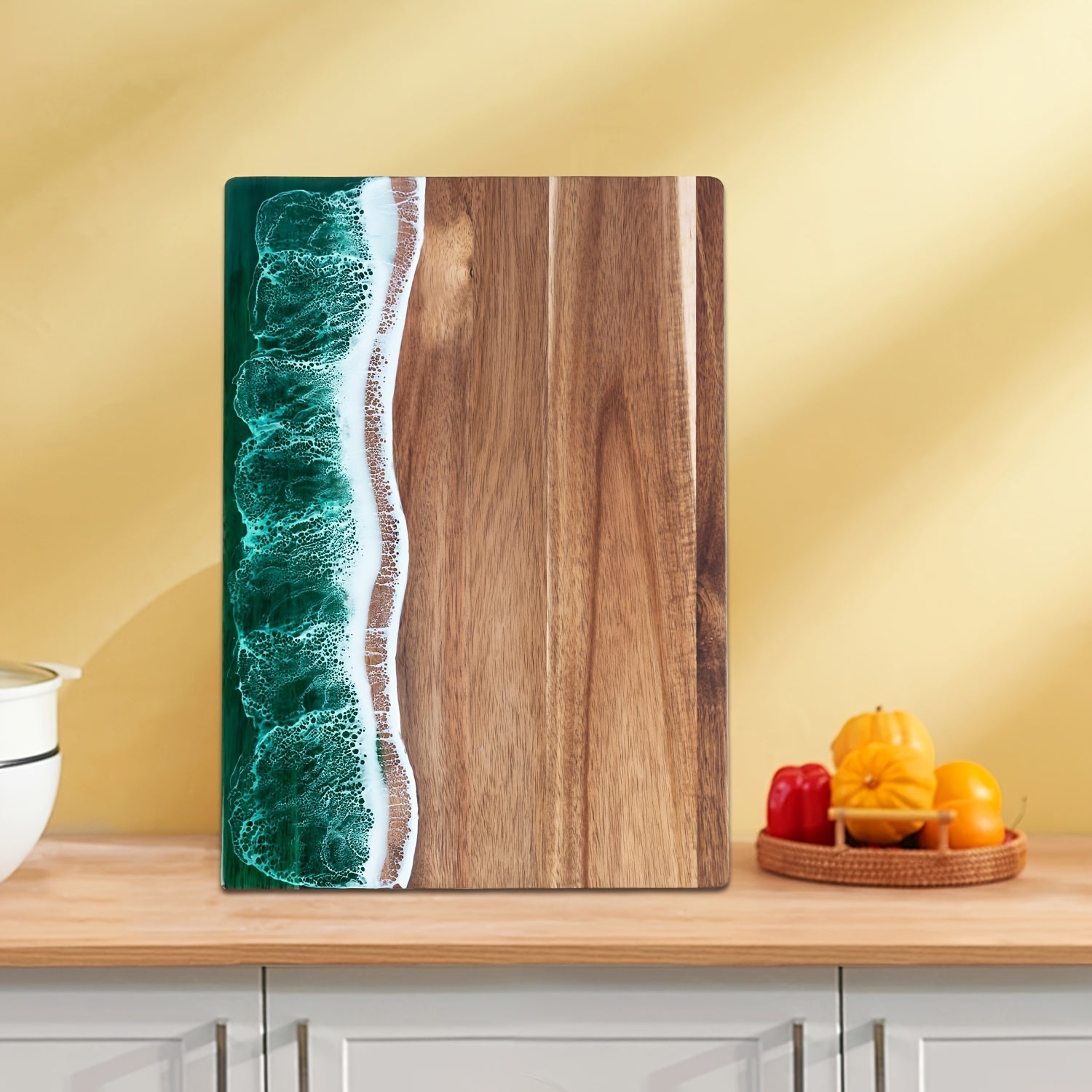 Houten Snij‑ en Serveerplank met Resinaccent