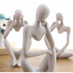 Abstract Beeldhouwwerk Van Een Denkende Figuur