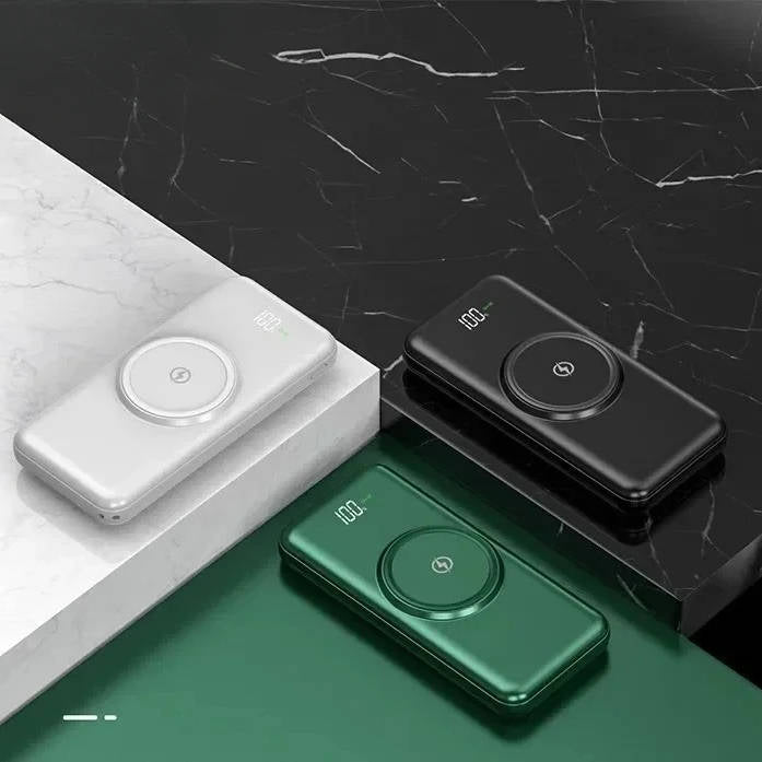 Powerbank Met 20000mah Capaciteit En Zes Poorten Voor Draadloos En Bedraad Opladen