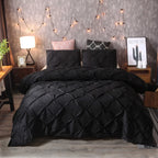 Luxe Beddengoedset Met Geplooid Design En Kussenslopen