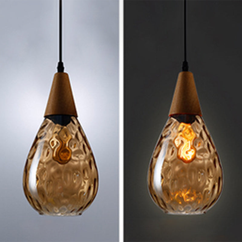 Hanglamp met Elegante Druppelvorm en Glas‑Hout Combinatie voor Tijdloze Sfeer