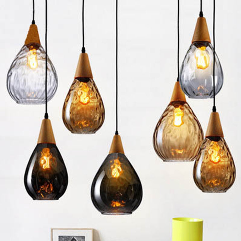 Hanglamp met Elegante Druppelvorm en Glas‑Hout Combinatie voor Tijdloze Sfeer