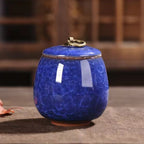 Keramische Urn Met Handgemaakte Afwerking En Duurzame Waterdichte Constructie