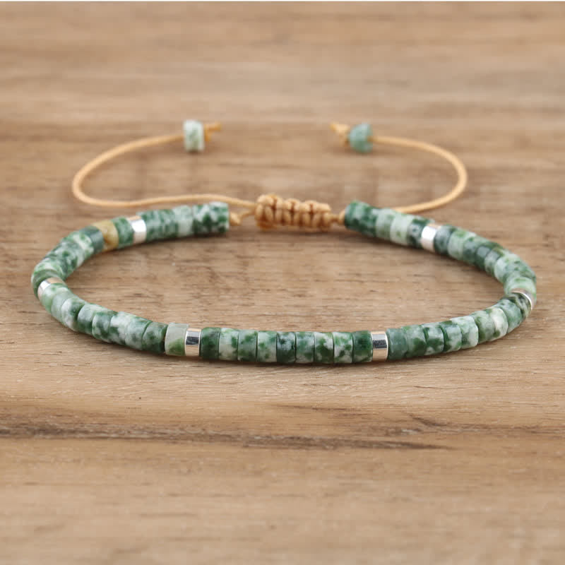 Armband met Natuurstenen Kralen en Verstelbare Koordsluiting