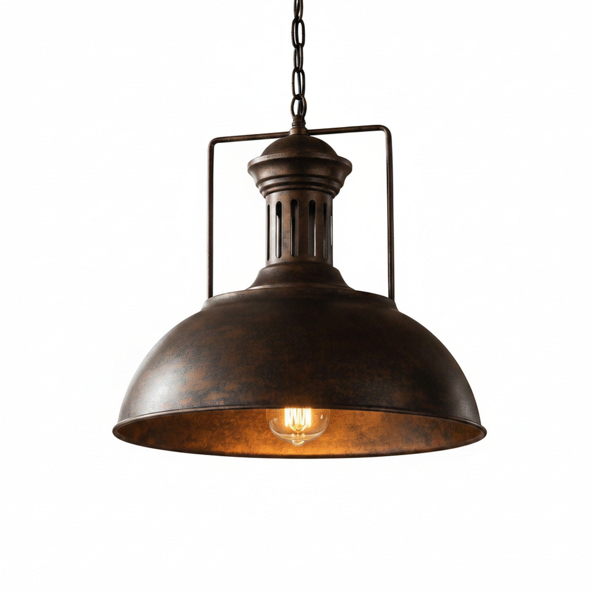 Industriële Hanglamp Met Brede Koepelkap En Landelijke Uitstraling