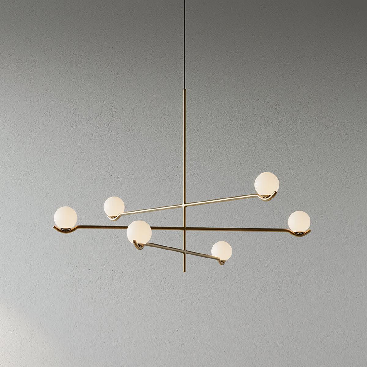 Moderne Hanglamp Met Glazen Bollen En Asymmetrisch Frame Voor Sfeervolle Verlichting