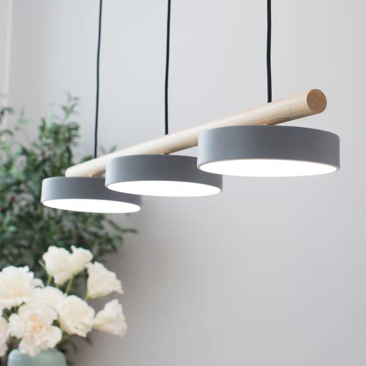 Moderne LED Hanglamp Met Vogelmotief En Verstelbare Ophanging