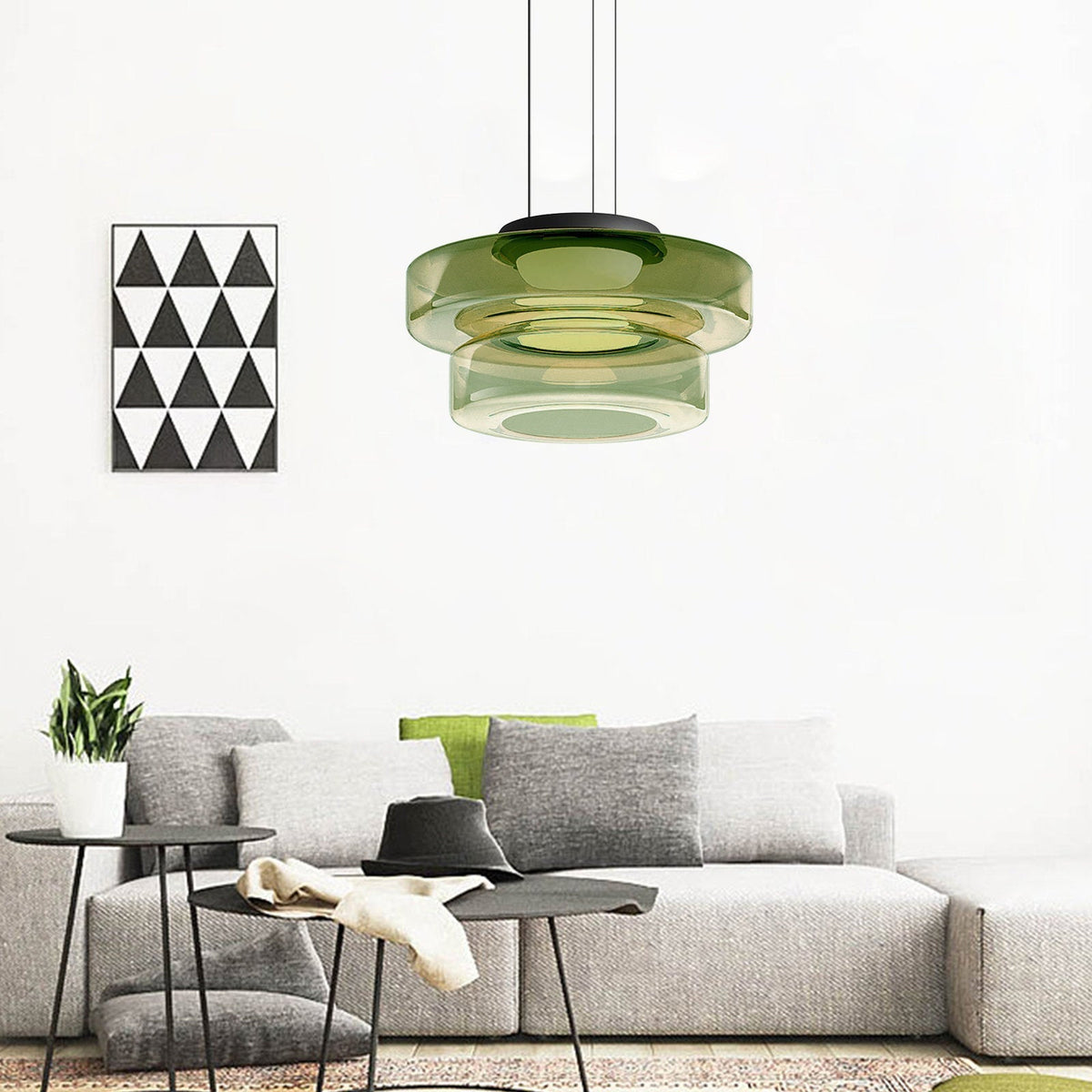 Moderne Hanglamp Met Gelaagde Glazen Kap Voor Warme Sfeerverlichting
