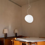 Scandinavische Hanglamp Met Organische Vorm En Melkglas Kap