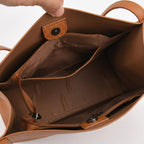 Ruime Schoudertas Met Strak Design En Slimme Opbergruimte