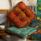 Handgequilt Kussen met Suzani‑Print en Handgetufte Constructie