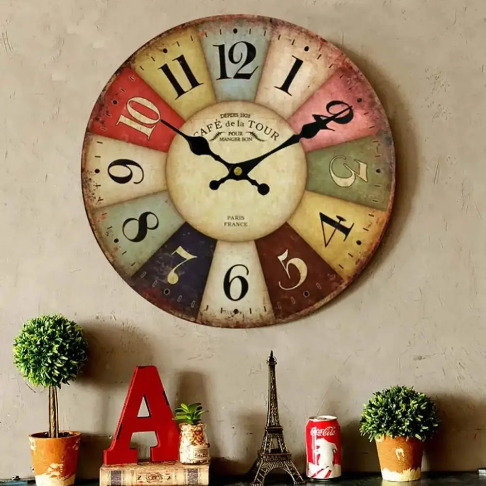 Wandklok met Chaletstijl en Automatisch Balansmechanisme