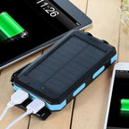 Solar Powerbank met 30.000mAh Capaciteit en Waterdichte Behuizing