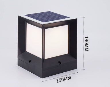 Buitenlamp Op Sokkel Met Modern Ontwerp En Zachte Diffuse Verlichting