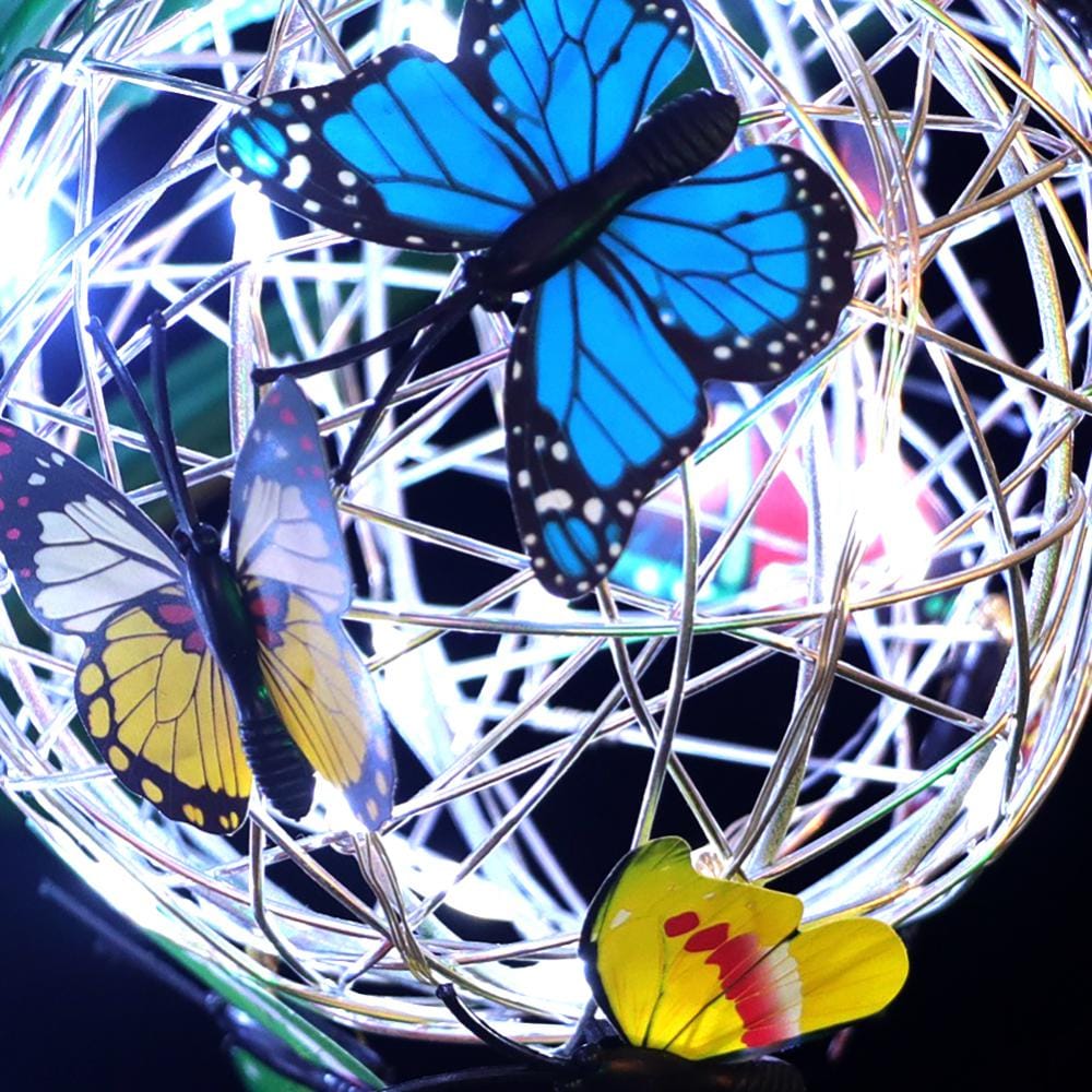 Solar Tuinlamp met Bolvormig Ontwerp en Vlinderdecoratie voor Elegante Buitenverlichting