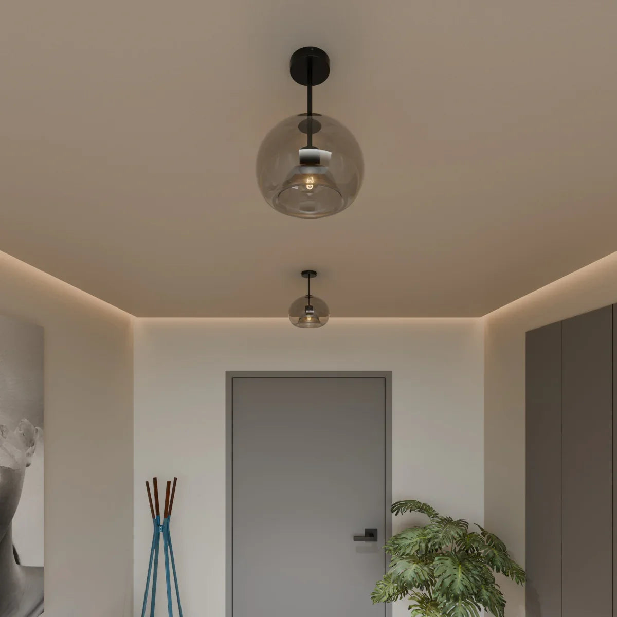 Plafondlamp Met Glazen Kap En Strakke Montage Voor Moderne Ruimtes