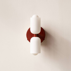 Wandlamp Met Dubbele Lichtbundel En Crème Kappen