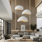 Hanglamp Met Dimbare Glazen Kap En Tijdloos Ontwerp