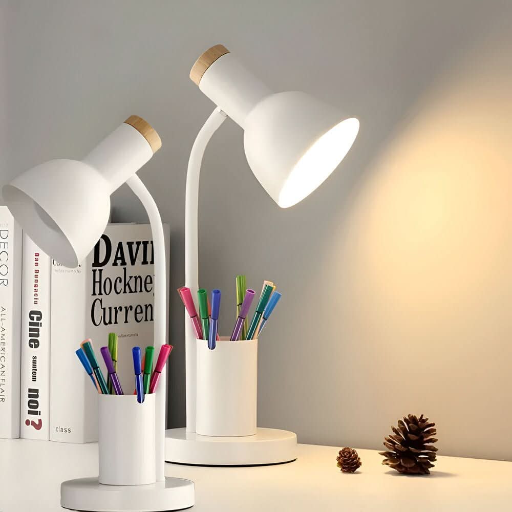 LED‑Bureaulamp met Geïntegreerde Stifthouder voor Georganiseerde Werkplekken