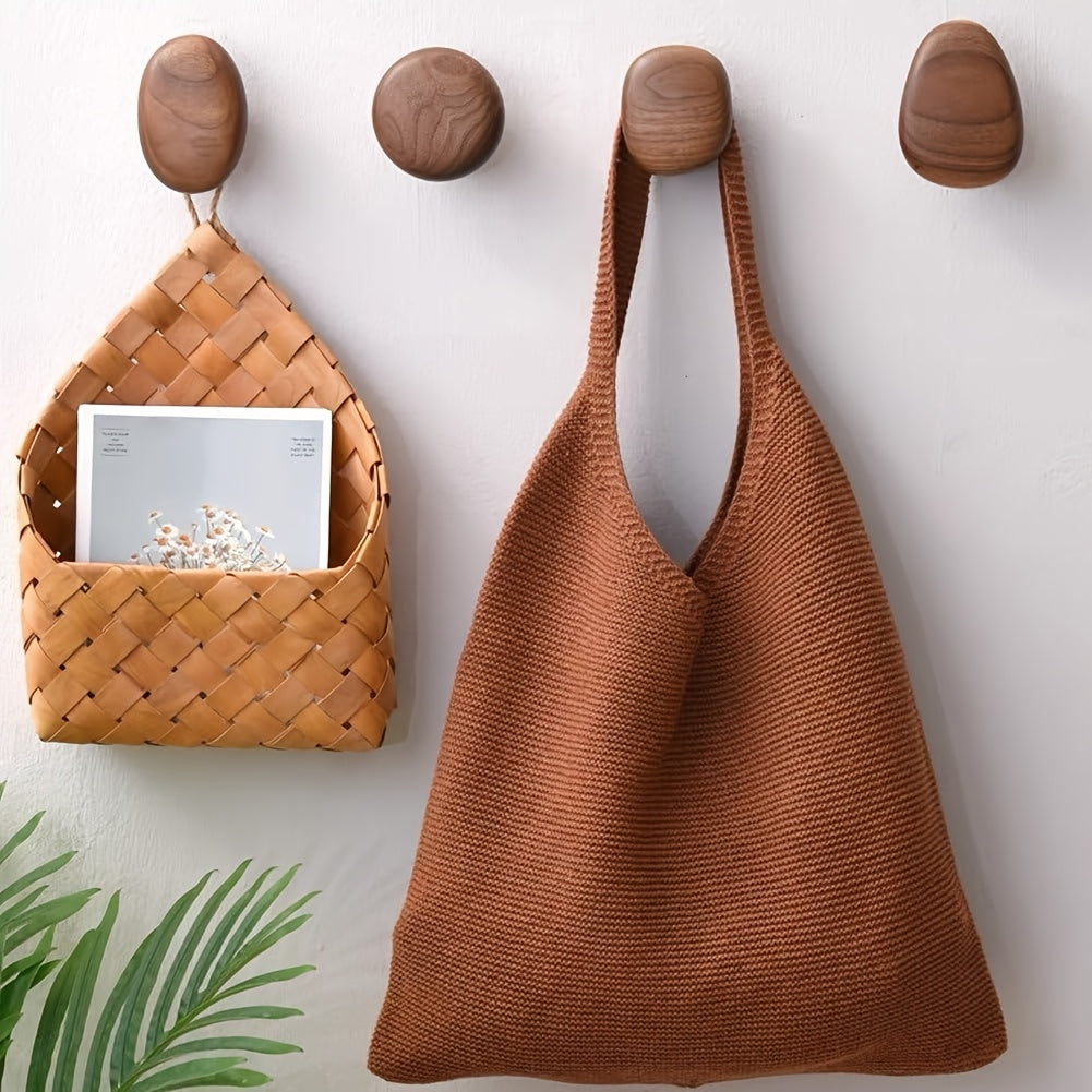 Houten Wandhaken Met Organische Vormgeving