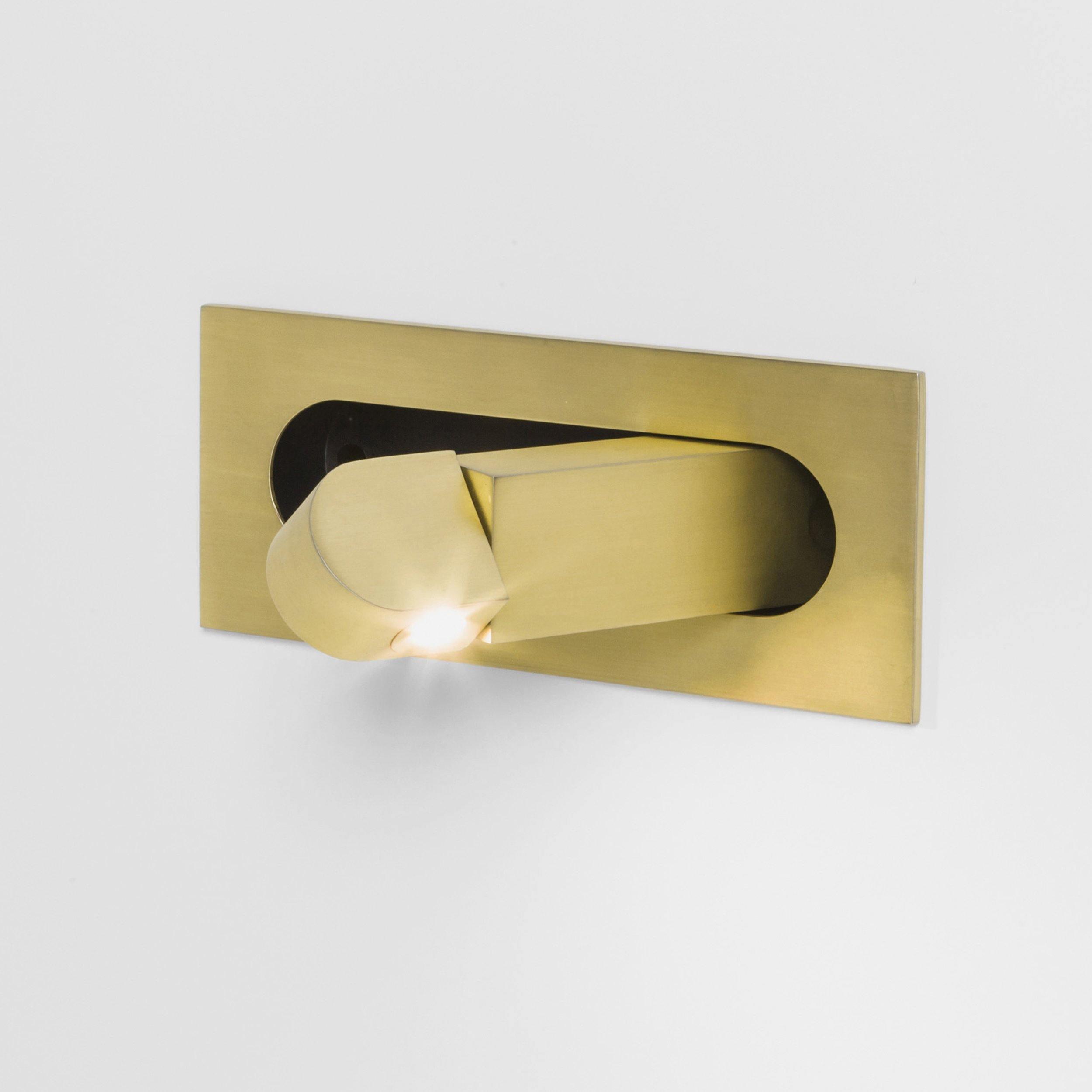 Moderne Bedlamp met Verstelbare LED‑Kop en Strakke Aluminium Constructie