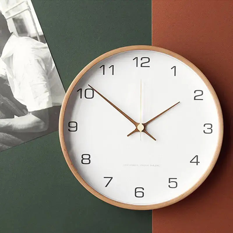 Houten Wandklok met Stil Quartzuurwerk