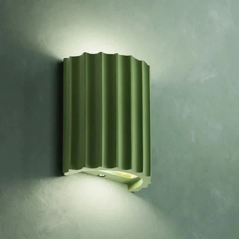Moderne LED‑Wandlamp van Resin met Zachte Warmwitte Lichtgloed
