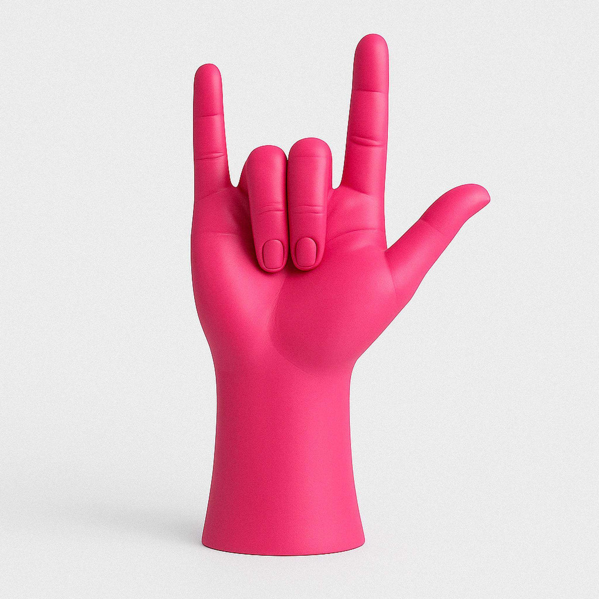 Harsbeeld met Vredig Handgebaar en Glanzende Sculpturale Vorm