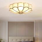 Art Deco Plafondlamp Met Bloemdesign En Matglazen Kap