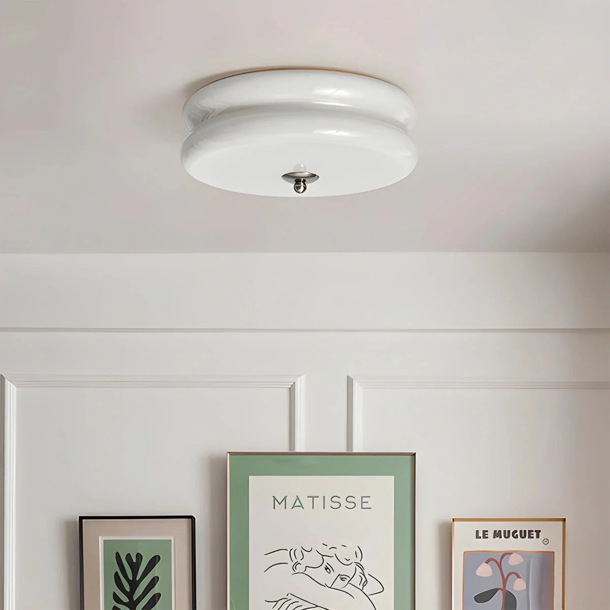 Art Deco Plafondlamp Met Gelaagde Glazen Kap