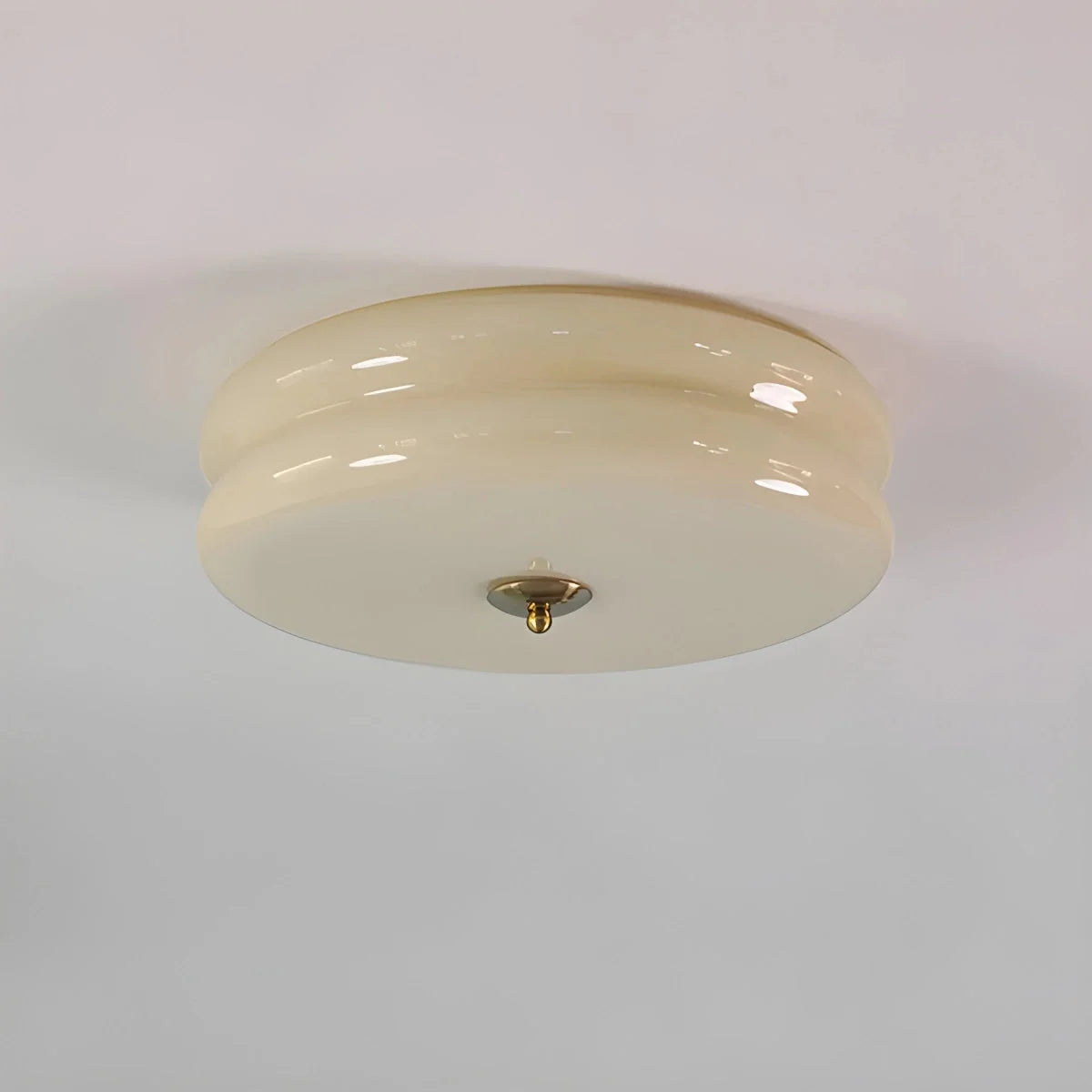 Art Deco Plafondlamp Met Gelaagde Glazen Kap