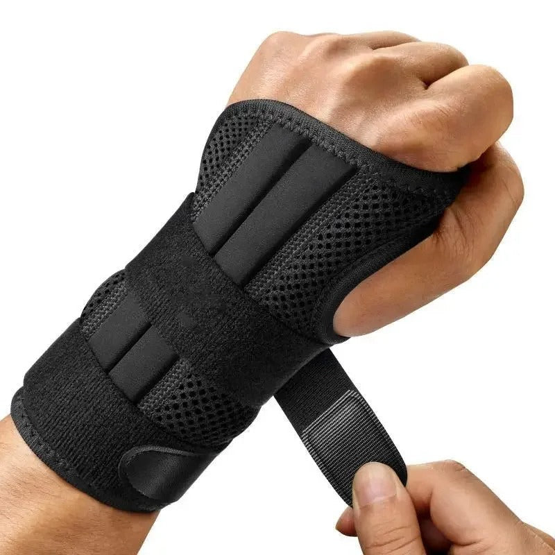 Polsbrace Met Spalk Voor Extra Stabiliteit En Ondersteuning Tijdens Dagelijks Gebruik