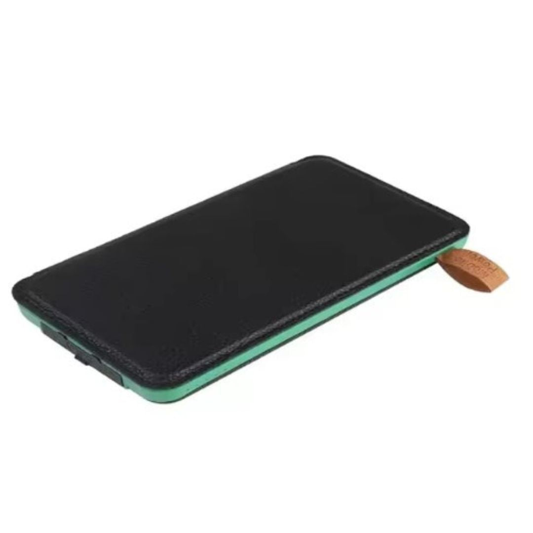 Opvouwbare powerbank met zonnepanelen en dubbele USB-uitgang