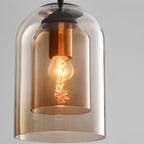 Glazen Hanglamp met Moderne Vorm en Sfeervolle Binnenverlichting