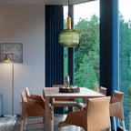 Glas Hanglamp Met Geribbelde Kap En Strakke Buisfitting Voor Zachte Ruimteverlichting