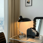 Moderne Metalen Tafellamp met Gebogen Arm en E27 Fitting
