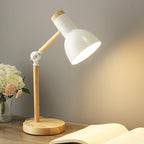 Verstelbare Scandinavische Bureaulamp Met Minimalistisch Ontwerp