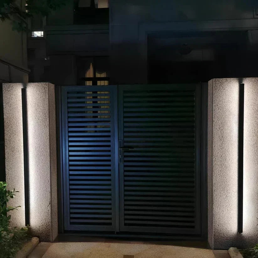 Moderne Aluminium Buitenwandlamp met Backlit Ontwerp voor Strakke Sfeerverlichting