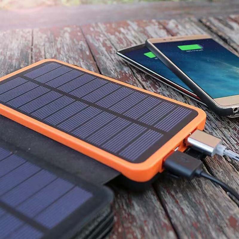 Opvouwbare powerbank met zonnepanelen en dubbele USB-uitgang