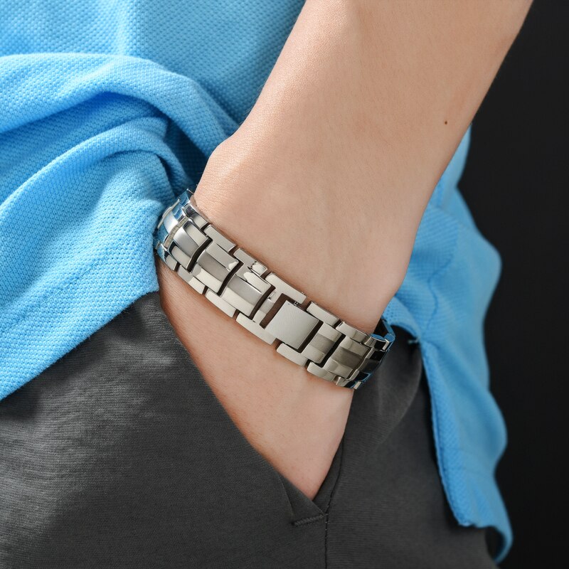 Magnetische Armband Van Titaniumstaal Voor Een Tijdloze En Moderne Uitstraling