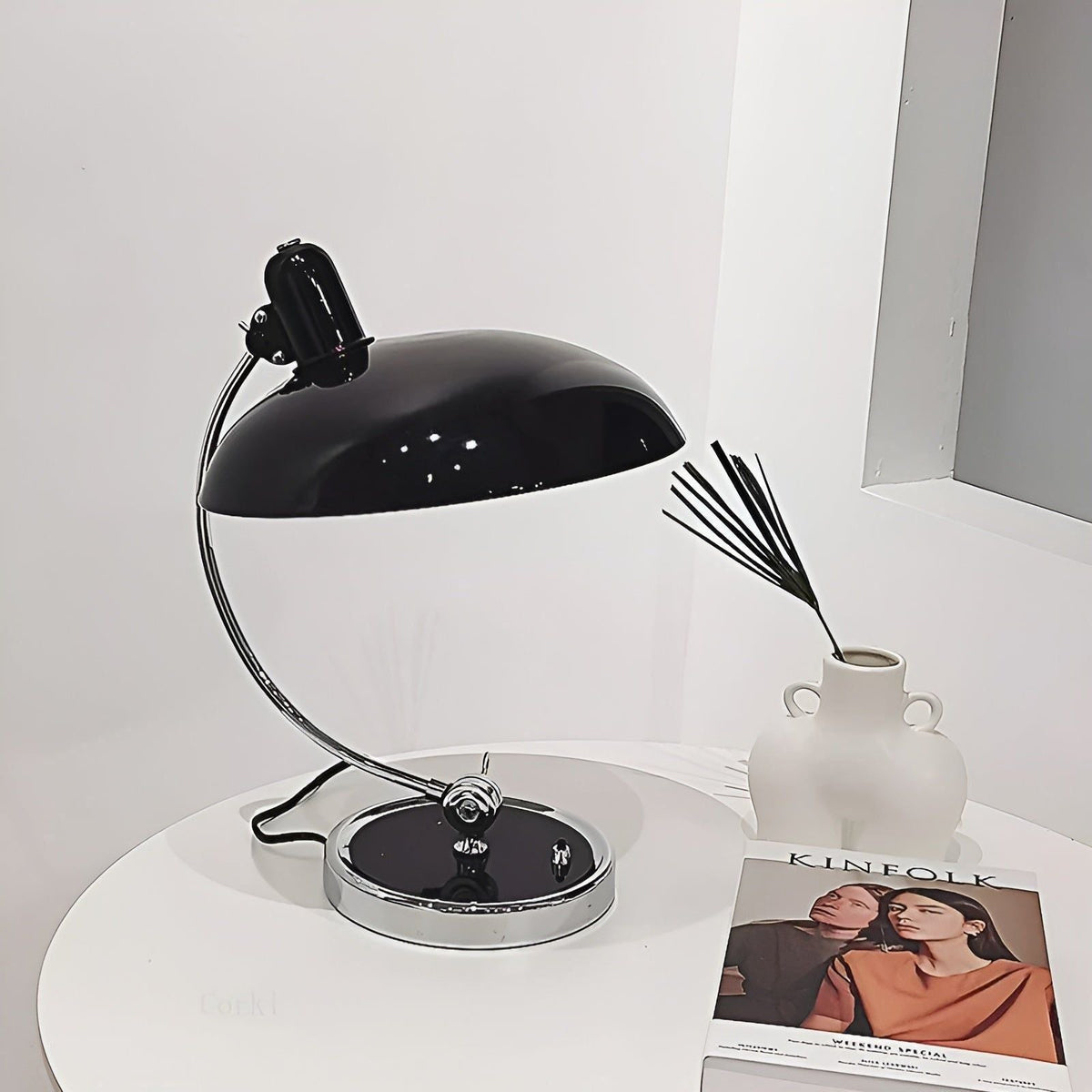 Scandinavische Tafellamp Met Instelbare LED Verlichting