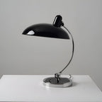 Scandinavische Tafellamp Met Instelbare LED Verlichting