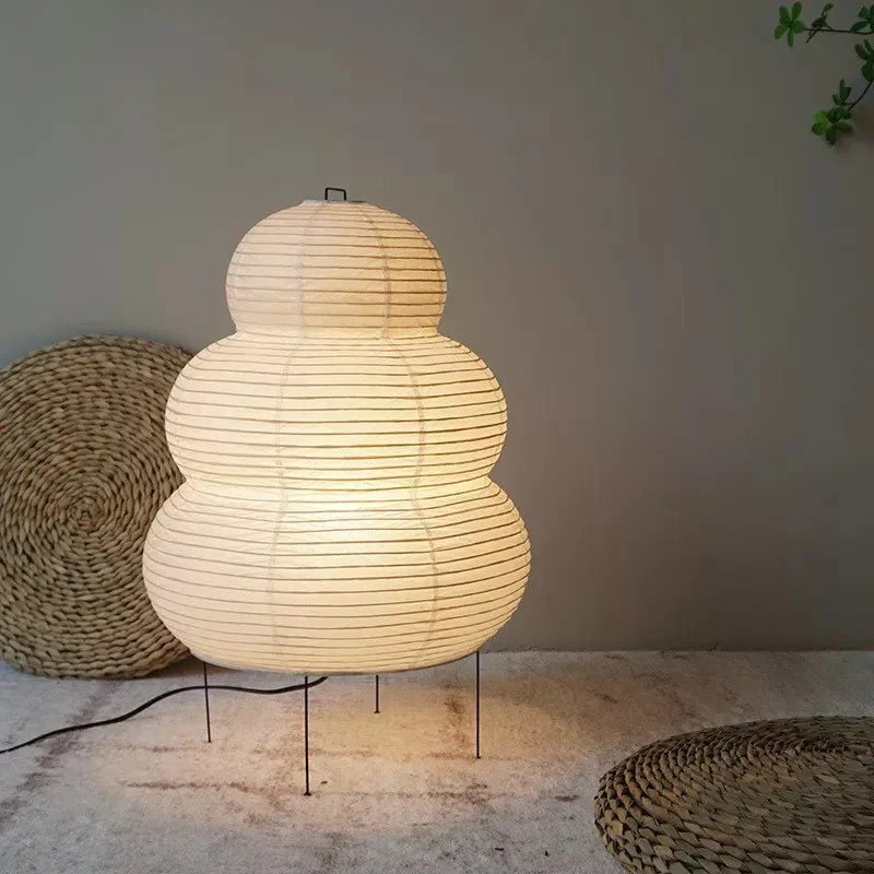 Groot Rijstpapier Vloerlamp Met Warm Licht En Driepoot Voor Rustige Sfeer