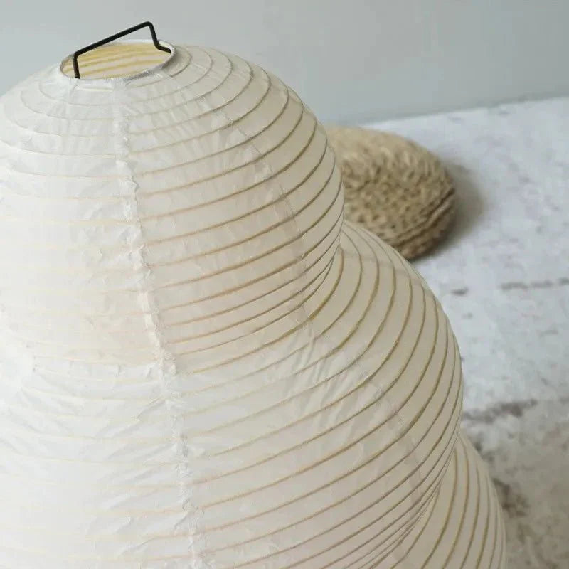 Groot Rijstpapier Vloerlamp Met Warm Licht En Driepoot Voor Rustige Sfeer