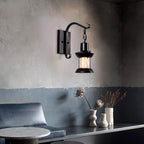 Industriële Retro Wandlamp Met Hangende Lantaarnkap