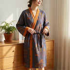 Lichte Katoenen Kimono Badjas Met Comfortabele Pasvorm En Bindceintuur