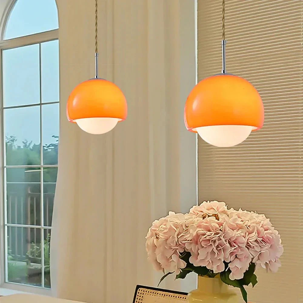 Bauhaus Hanglamp Met Glazen Lichtbol En Moderne Uitstraling